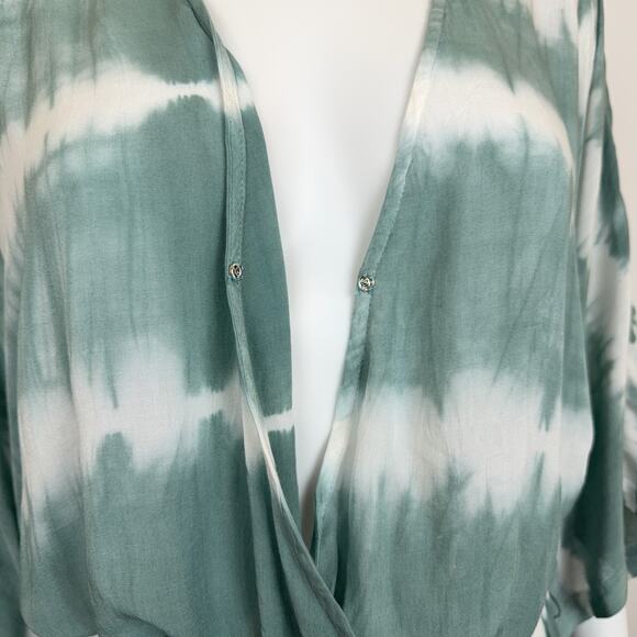 NWT FLAWLESS Faux Wrap Tie-Dye Kimono Romper with Waist Tie (Green | Size M) - Picture 7 of 9